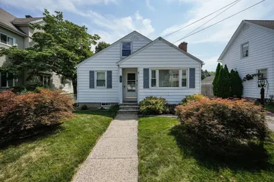 103 Bonneville Ave 1