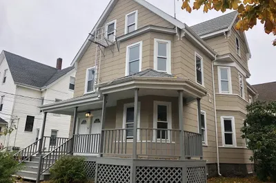 52 Hodges Ave 1