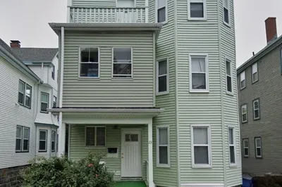 23 Tower Street 1