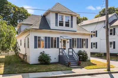 313 Main St