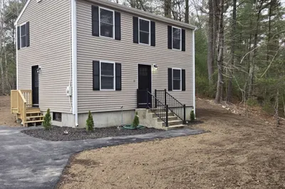 12 Brook St
