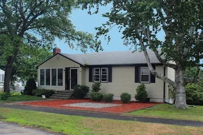 31 Raylen Ave 1