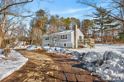 585 Old Falmouth Road