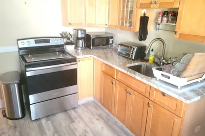 977 Hancock St #2