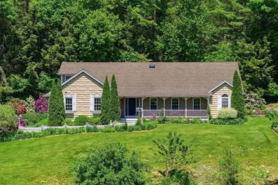 493 Hubbardston Rd 1