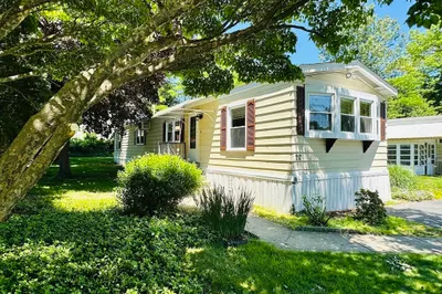 22 Contessa Dr 1