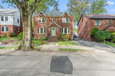 316 Russett Road 1