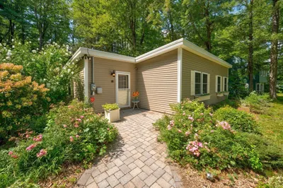 18 Woodland Dr 1