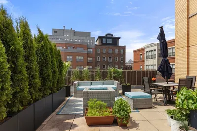 35 Fay St #411