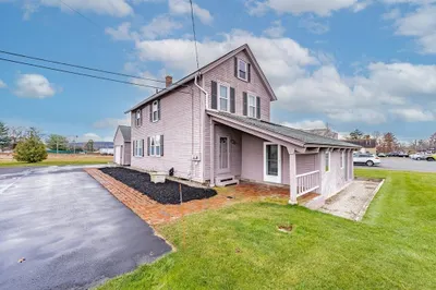 595 Southampton Rd #1 1
