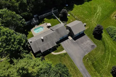 895 Dennison Dr 1