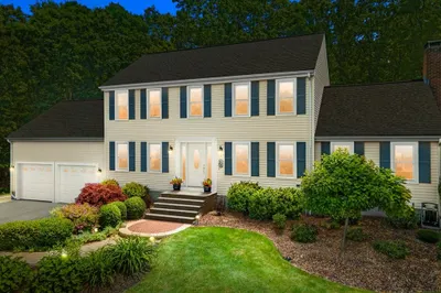 75 Chamberlain Rd 1