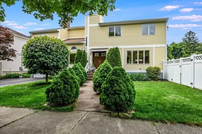 53 Selwyn Rd