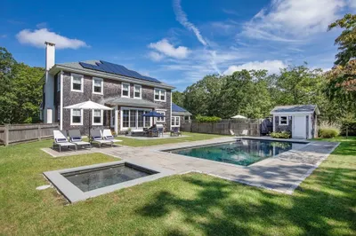 32 South Pond Road 1