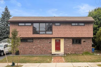 75 Sewall Ave 1