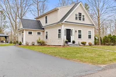 44 Prouty Ave 1