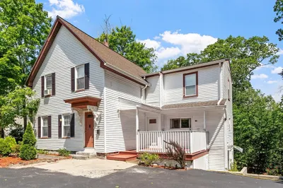 55 Cottage Street 1