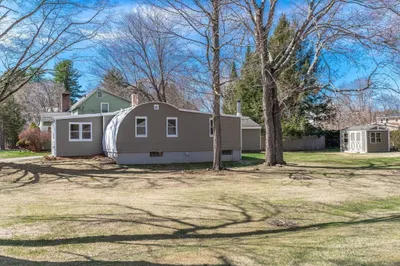 27 Bryan Avenue
