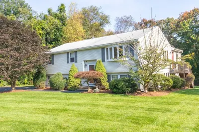7 Apple Orchard Dr 1