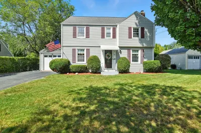 62 Wayside St