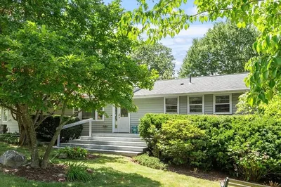 26 Michigan Drive 1