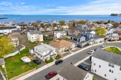 120 Dolphin Ave 1