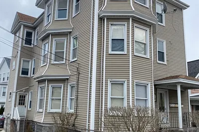 530 Bolton St #3 1