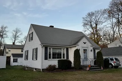 4 Benjamin Road