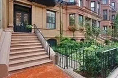 191 Beacon St #4
