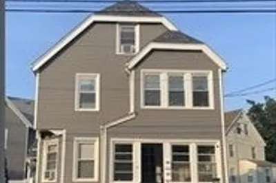 37 Baxter St #2