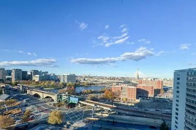 8 Whittier Place #16B-Furnish