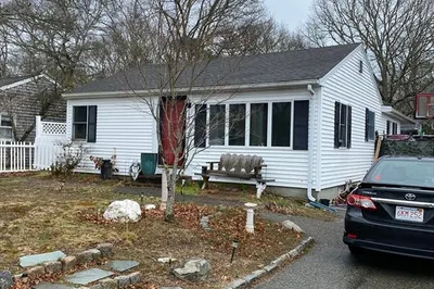 128 Shorewood Drive