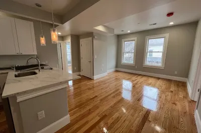 71 Pearl St #2