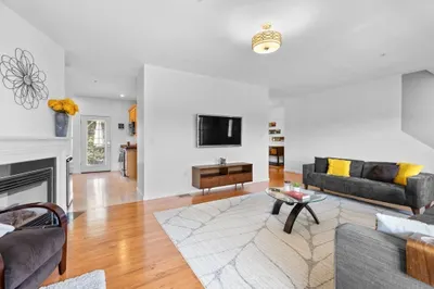54 Myrtle Street #2