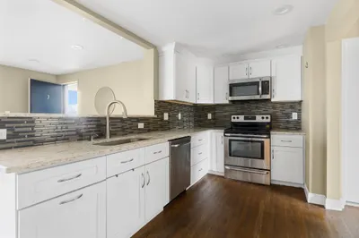 11 Dorchester St #7 1
