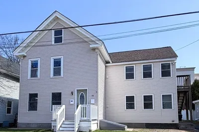 10 Neil St #1