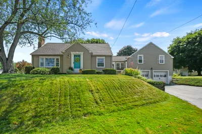 17 Mount View Avenue 1