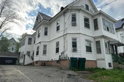 97-99 Gates St