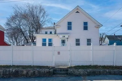 28 Nashua St 1