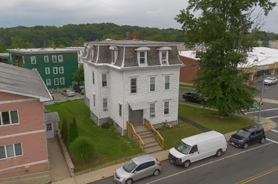 339 Front St