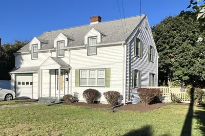 109 Pilgrim Rd 1