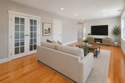 28 2nd St #2 1