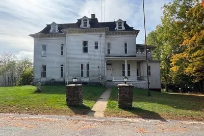 27 Mount Pleasant St 1