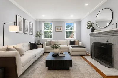 39 Commonwealth Ave #11