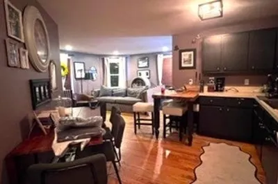 167 M St #1R