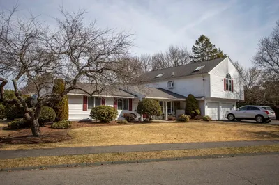 5 Normandy Dr