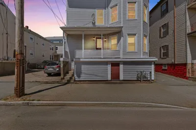 109 Davis St #1