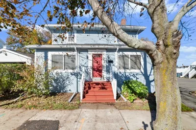 74 Arnold Rd 1