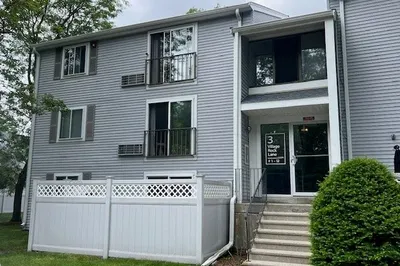 3 Village Rock Ln #1 1