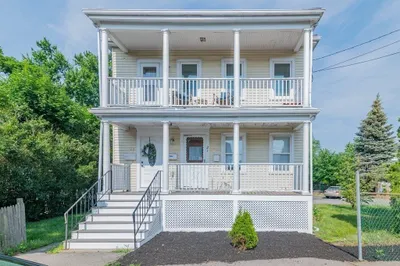 23 Harrington Ave #23